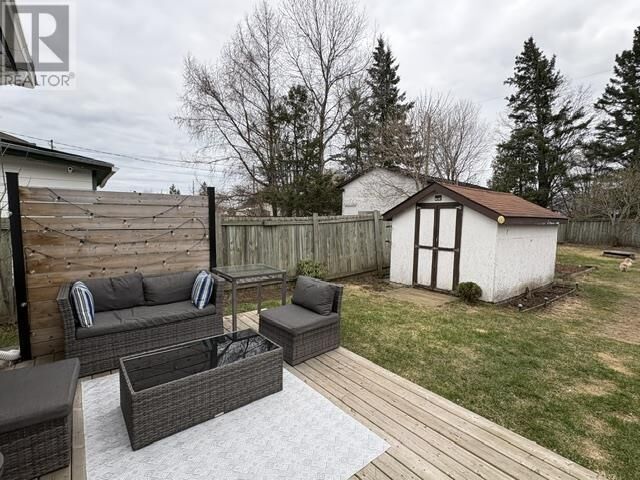 Property Photo:  356 Brock St E  ON P7E 4H5 