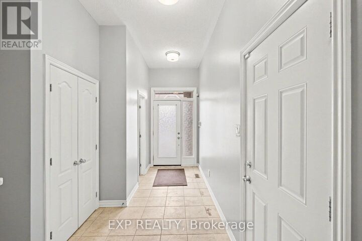 Property Photo:  180 Flat Sedge Crescent  ON K1T 0G9 