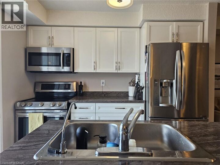 Property Photo:  1989 Ottawa Street South 20B  ON N2E 0G7 