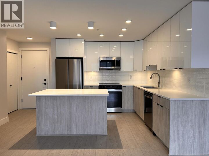 Property Photo:  11655 Fraser Street 513  BC V2X 6W9 
