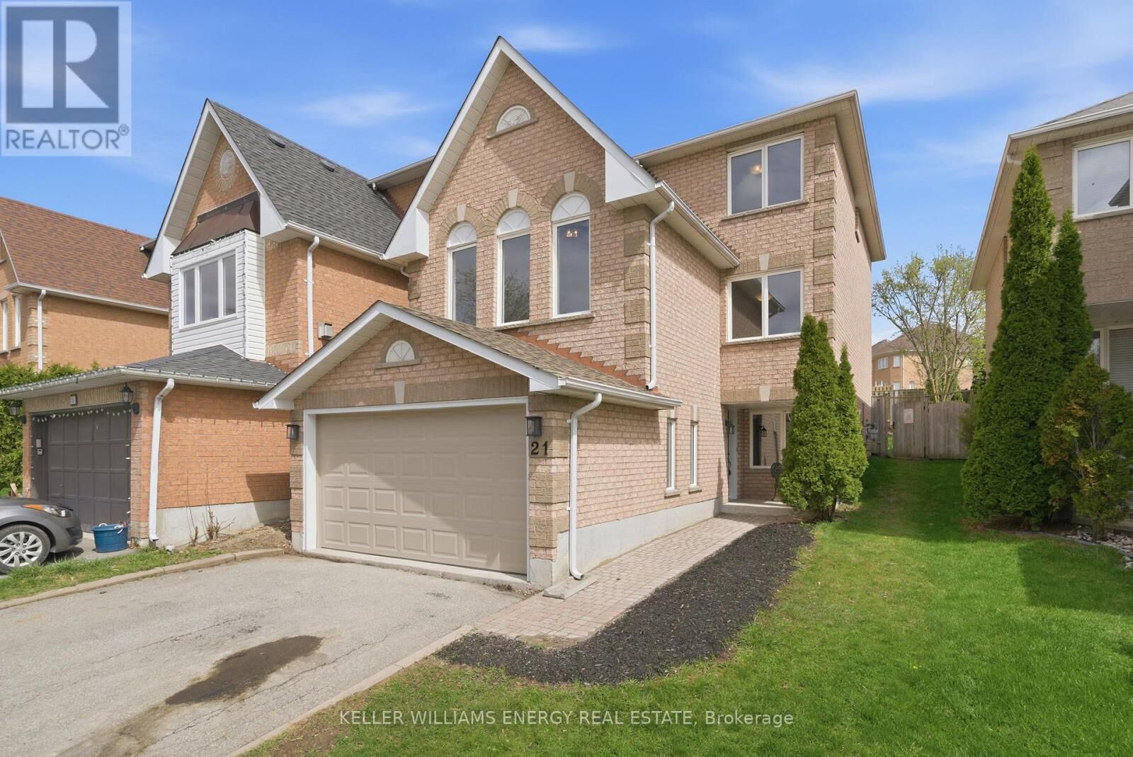 Property Photo:  21 Elephant Hill Drive  ON L1C 4M5 