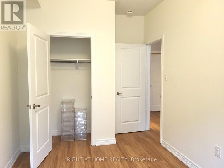 Property Photo:  56 Singhampton Road  ON L4H 5J6 