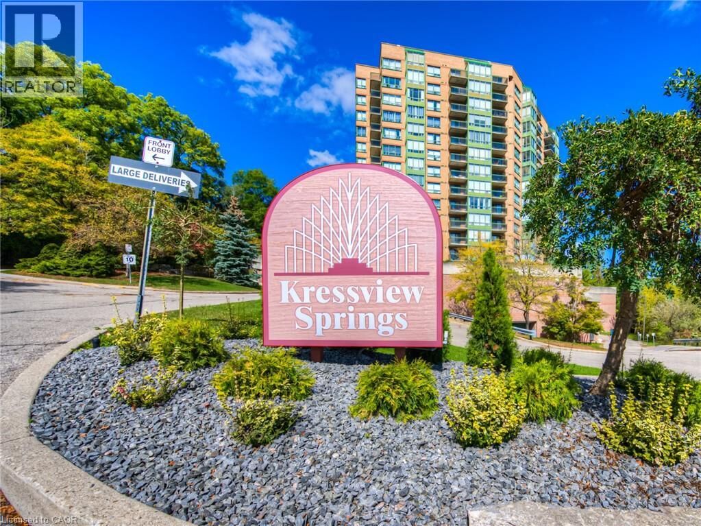 Property Photo:  237 King Street West 102  ON N3H 5L2 