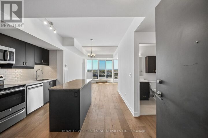 Property Photo:  11 Superior Avenue 906  ON M8V 0A7 