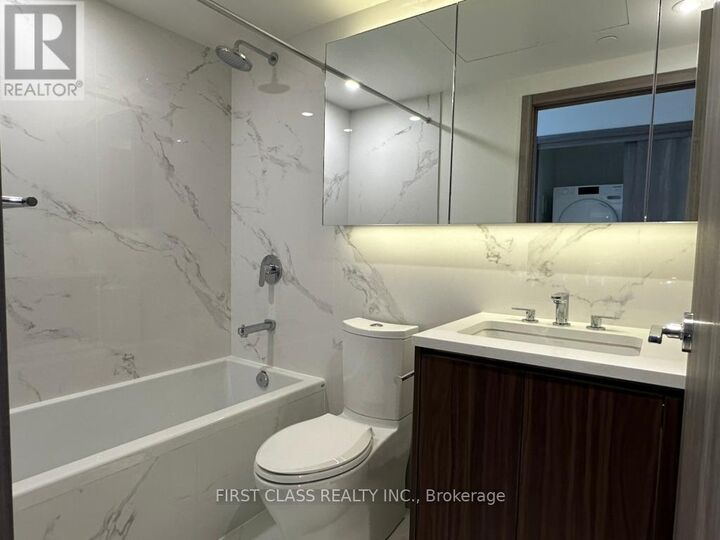 Property Photo:  27 McMahon Drive 1003  ON M2K 0J2 