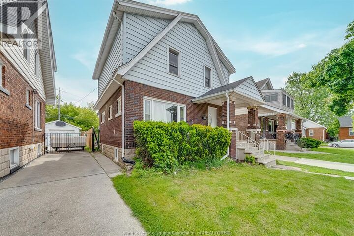 Property Photo:  788 Josephine Avenue  ON N9B 2L3 