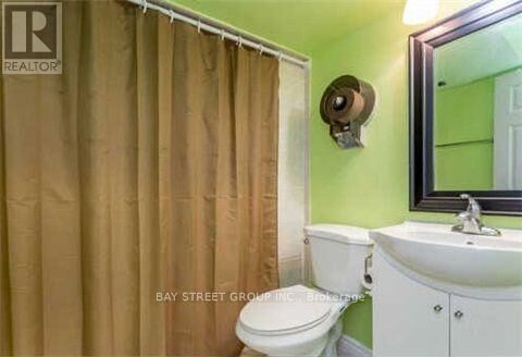 Property Photo:  35 Cairnside Crescent  ON M2J 3M9 