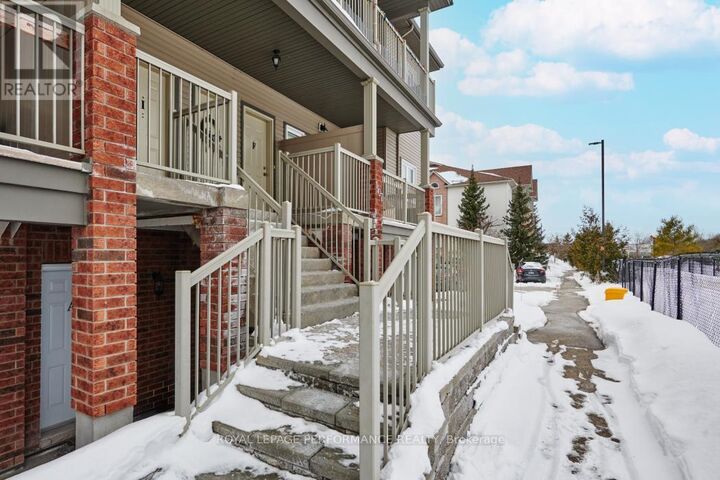 Property Photo:  1107 E Stittsville Main Street 89  ON K2S 0C8 