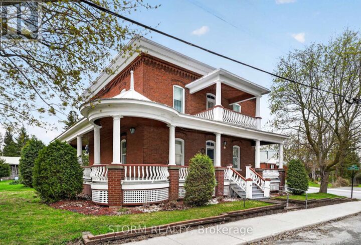 Property Photo:  8 Church Street  ON K0C 1T0 