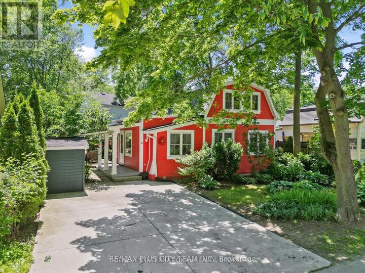 Property Photo:  4 Wyckliffe Avenue  ON L0S 1J0 