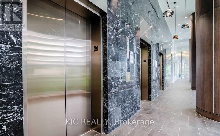 Property Photo:  115 McMahon Drive 1709  ON M2K 0E3 