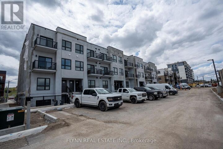 Property Photo: 25 Palace Street Q6 ON N2E 3M6