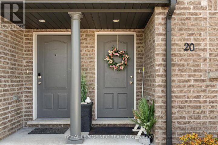 Property Photo:  7768 Ascot Circle 20  ON L2H 3P9 
