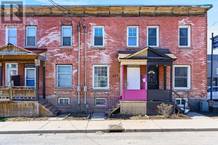 Property Photo:  423 Arlington Avenue  ON K1R 6Z7 