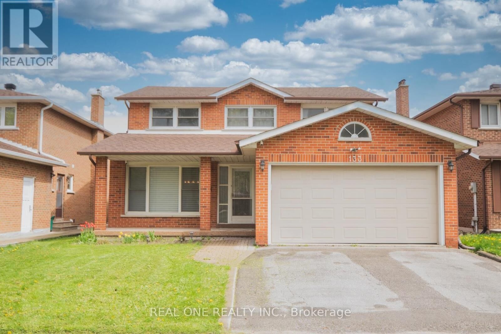 Property Photo:  133 Risebrough Circuit  ON L3R 3E1 