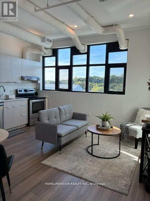 Property Photo:  120 Huron Street 526  ON N1E 5L7 