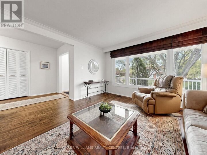 Property Photo:  22 Coral Harbour Crescent  ON L3T 2Z7 