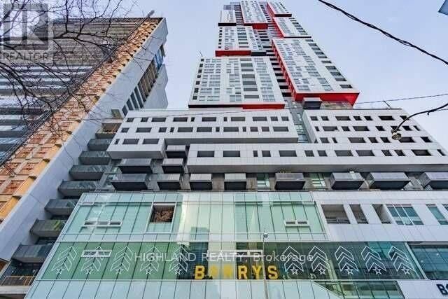Property Photo:  318 Richmond Street West 3010  ON M5V 1X2 