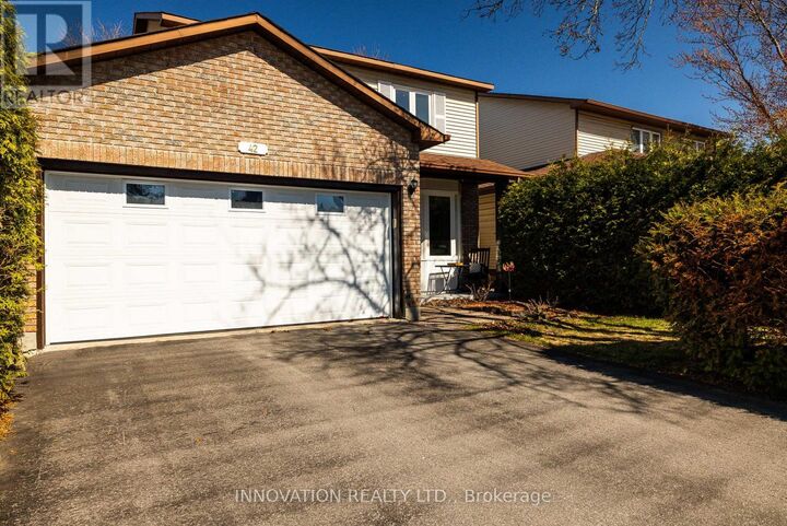 Property Photo:  42 Liston Crescent  ON K2L 2W4 