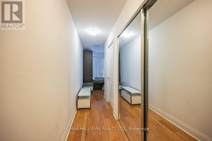 Property Photo:  1080 Bay Street 1507  ON M5S 0A5 