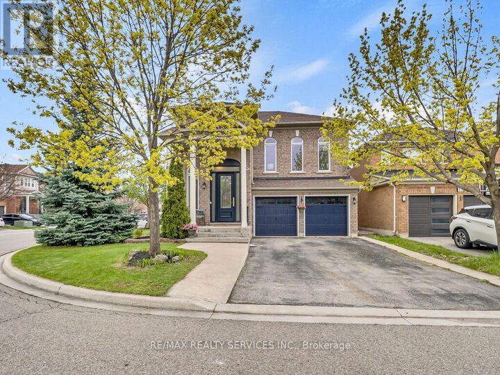 Property Photo:  13 Mistycreek Crescent  ON L7A 3E8 