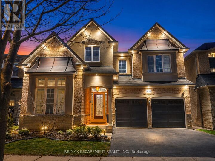 Property Photo:  4208 Fuller Crescent  ON L7M 0M5 