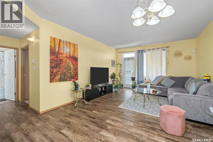 Property Photo:  111 305 34th Street W  SK S6V 8B8 