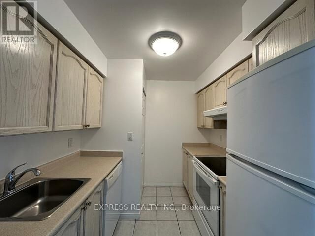 Property Photo:  1 Pemberton Avenue 1909  ON M2M 4L9 
