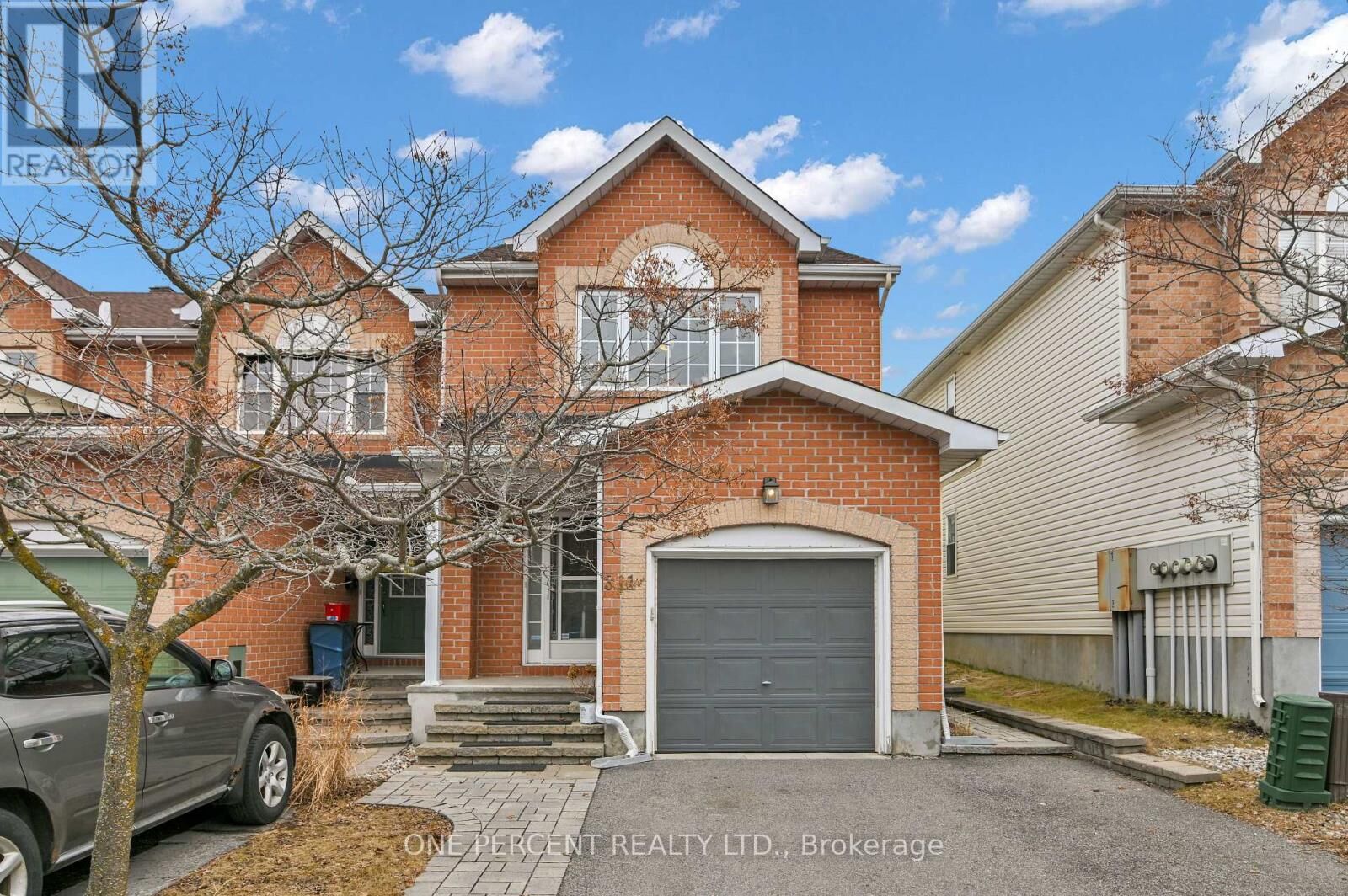 Property Photo:  311 Southcrest Private  ON K1V 2B7 