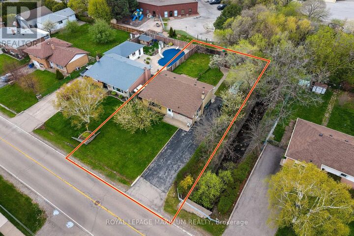 Property Photo:  565 Pinegrove Road  ON L6K 2C5 