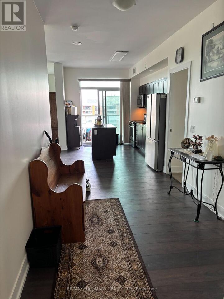 Property Photo:  1215 Bayly Street 1604  ON L1W 1L7 