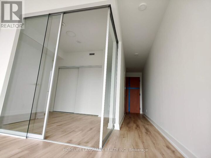 Property Photo:  1660 Bloor Street West 607  ON M6P 1A8 