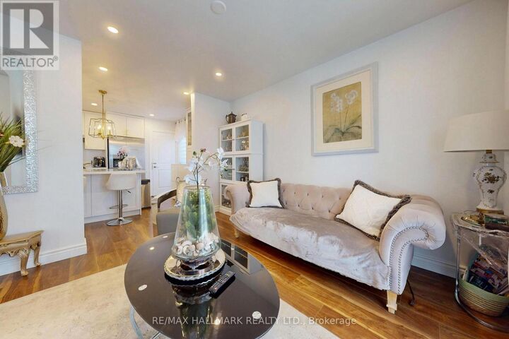 Property Photo:  96 Searle Avenue  ON M3H 4A7 