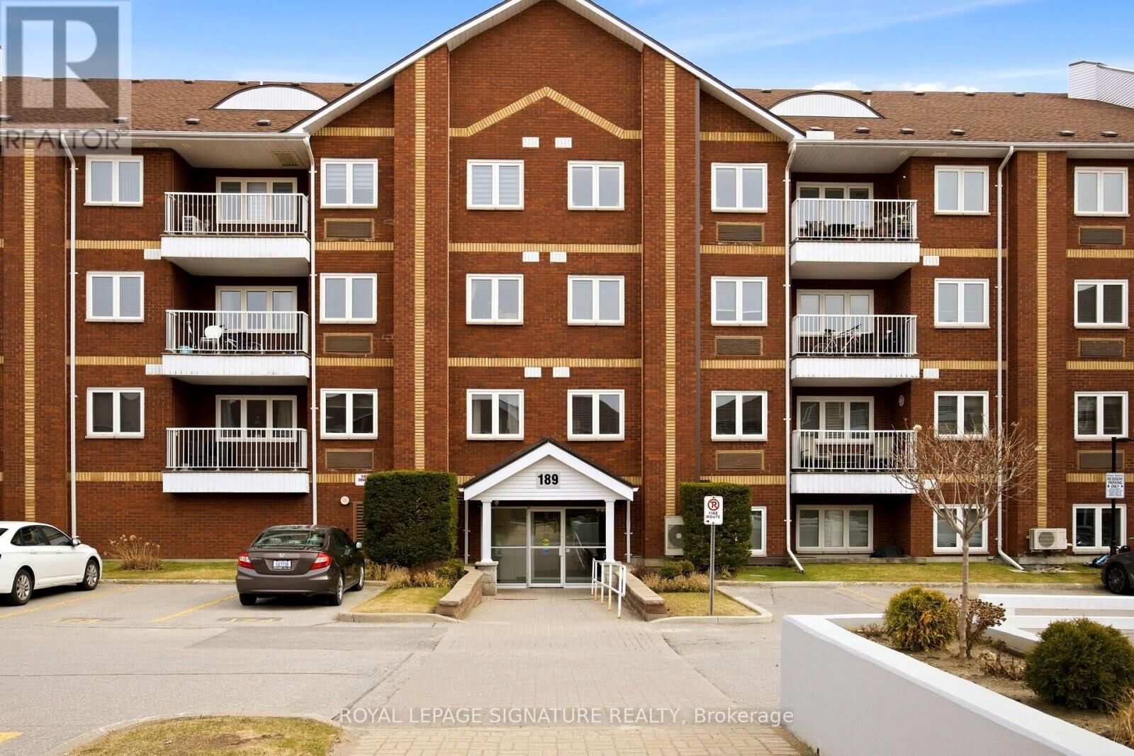 Property Photo:  189 Lake Driveway West 217  ON L1S 7J1 