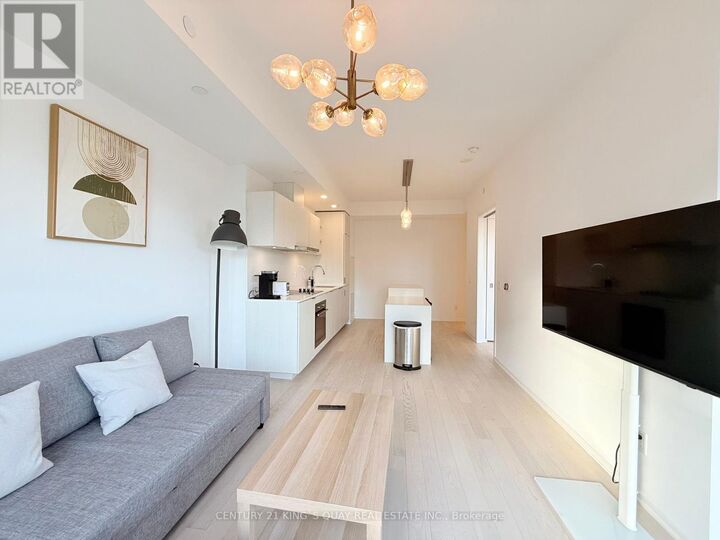 Property Photo:  16 Bonnycastle Street 1211  ON M5A 0C9 