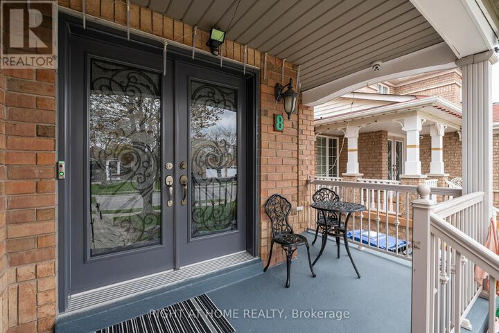 Property Photo:  8 Fletchers Creek Boulevard  ON L6X 4R6 