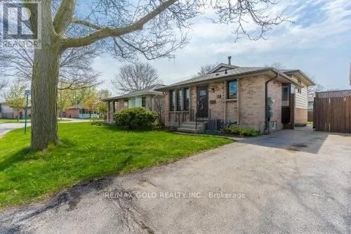 Property Photo:  83 Speight Crescent  ON N5V 3W7 