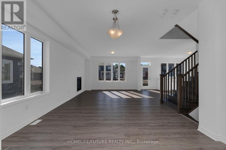 Property Photo:  1 Dyer Crescent  ON P1L 0A9 