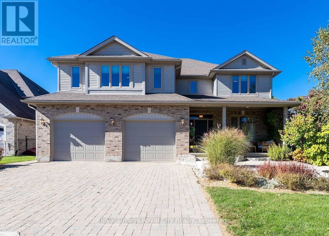 Property Photo:  8 Zaduk Place  ON N1G 0A7 