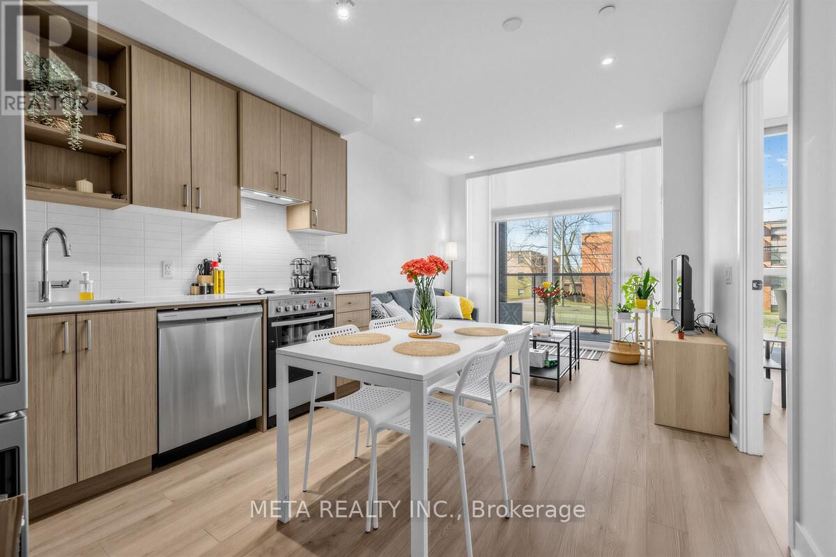 Property Photo:  50 George Butchart Drive 108  ON M3K 0C9 