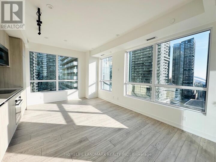 Property Photo:  108 Peter Street 2106  ON M5V 0W2 