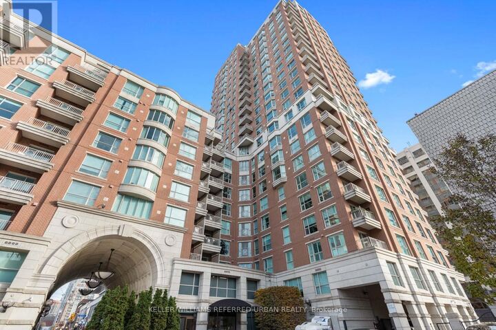 Property Photo:  38 Avenue Road 1802  ON M5R 2G2 