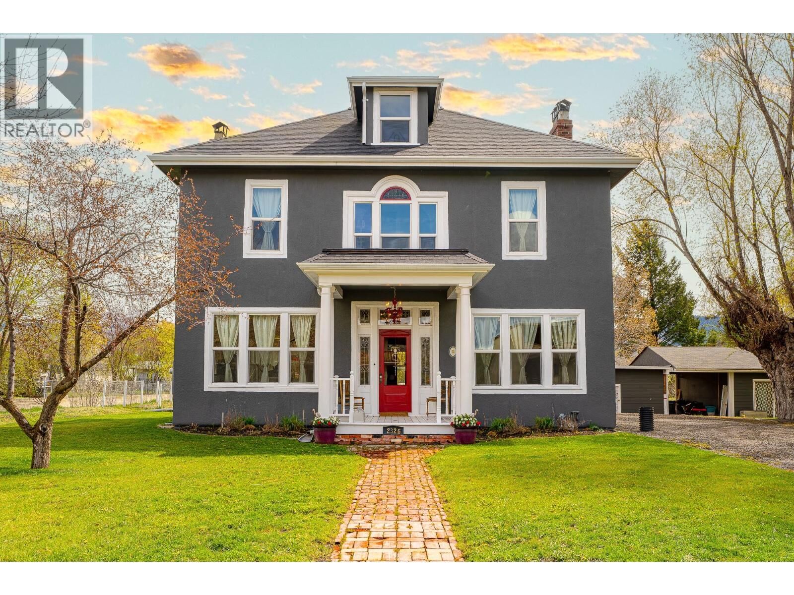 Property Photo:  2326 Garcia Street  BC V1K 1B8 