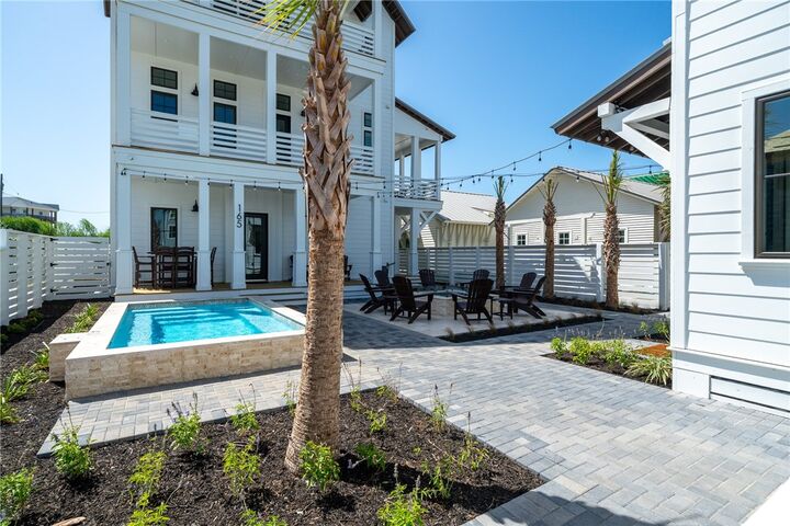 Property Photo: 165 Triton TX 78373