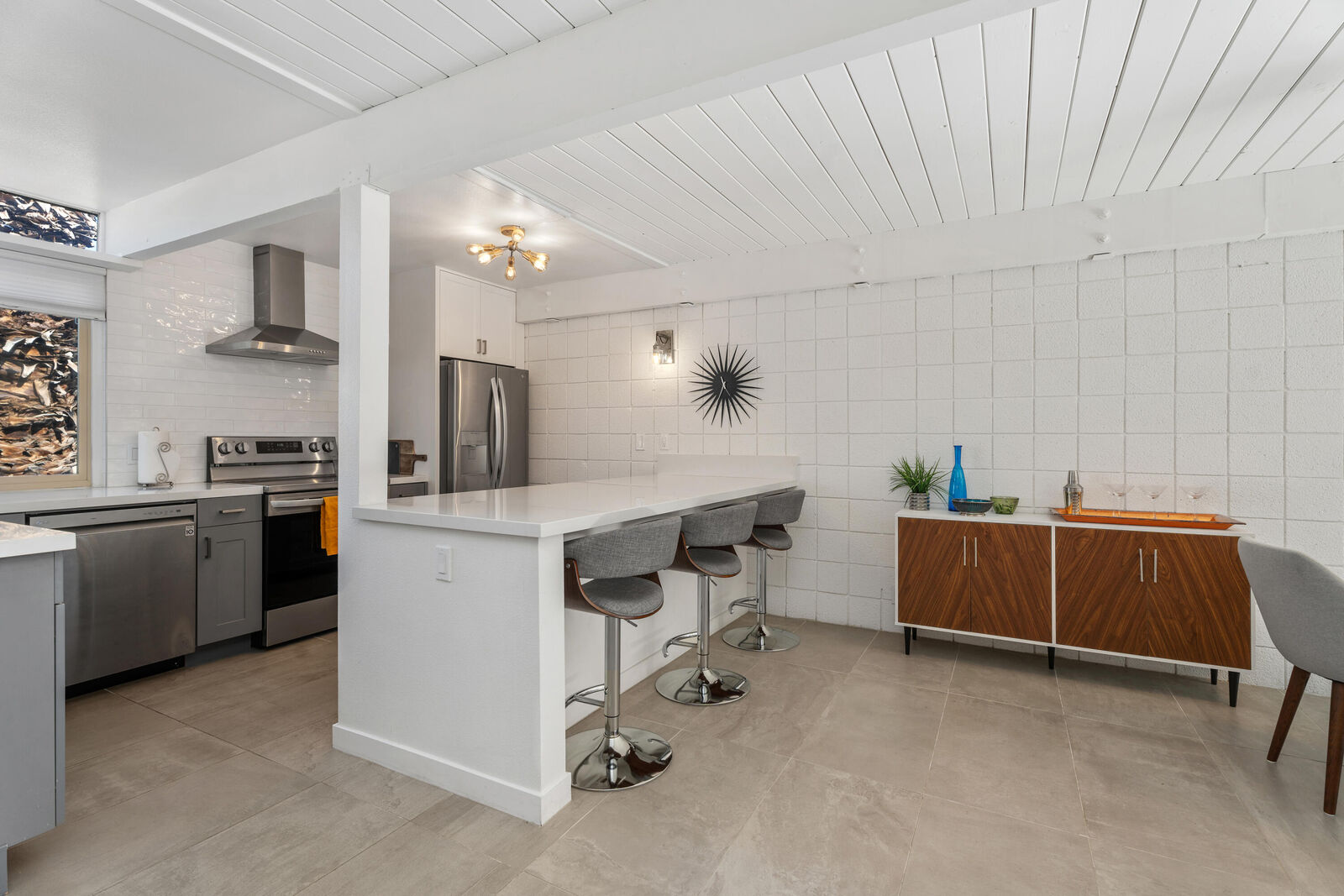 Property Photo:  251 Sandpiper Street  CA 92260 