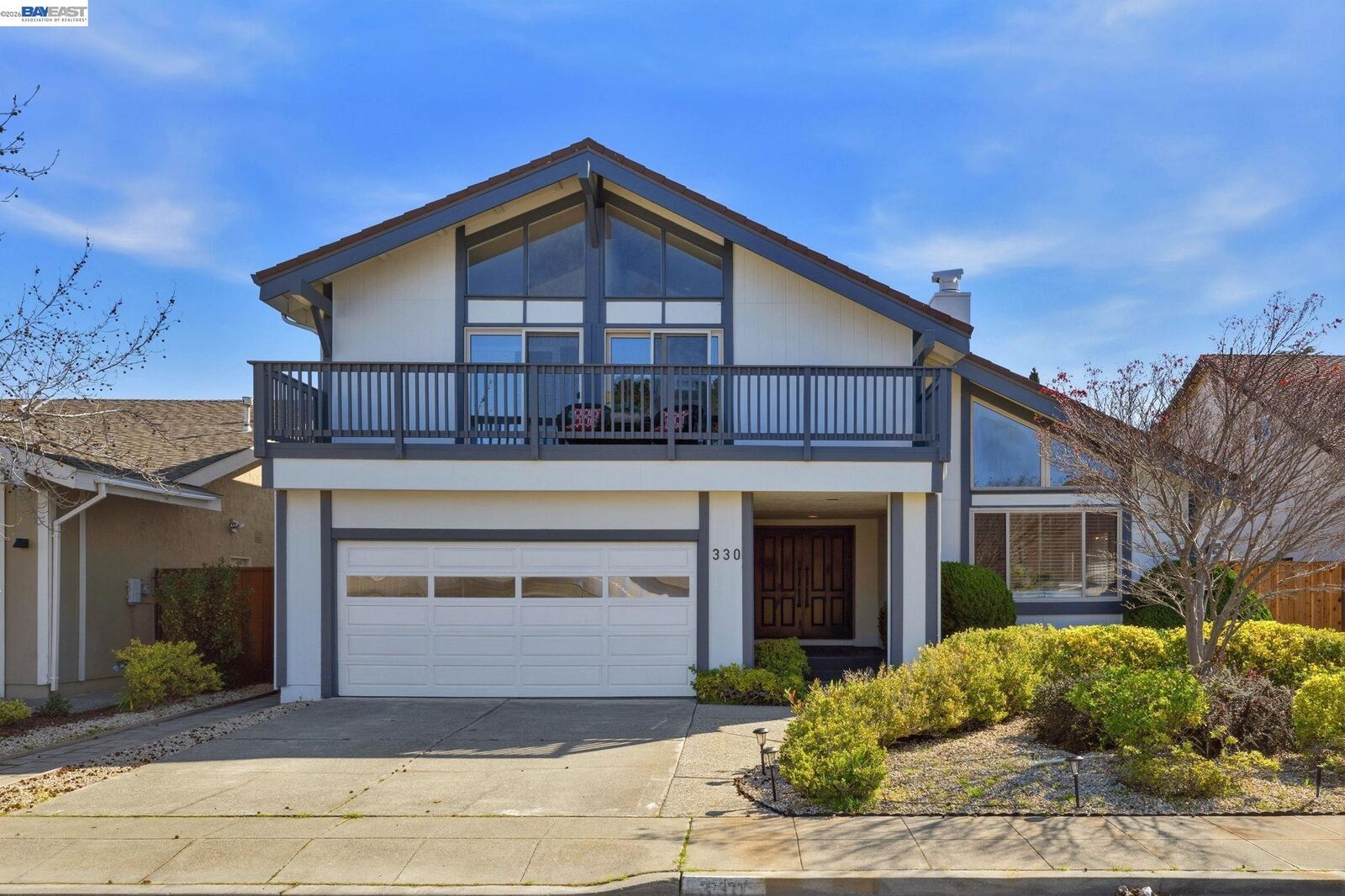 Property Photo:  330 Tampa Ct  CA 94404 
