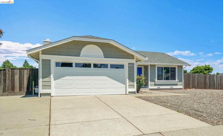 Property Photo:  4900 Fairmont Ct  CA 94534 