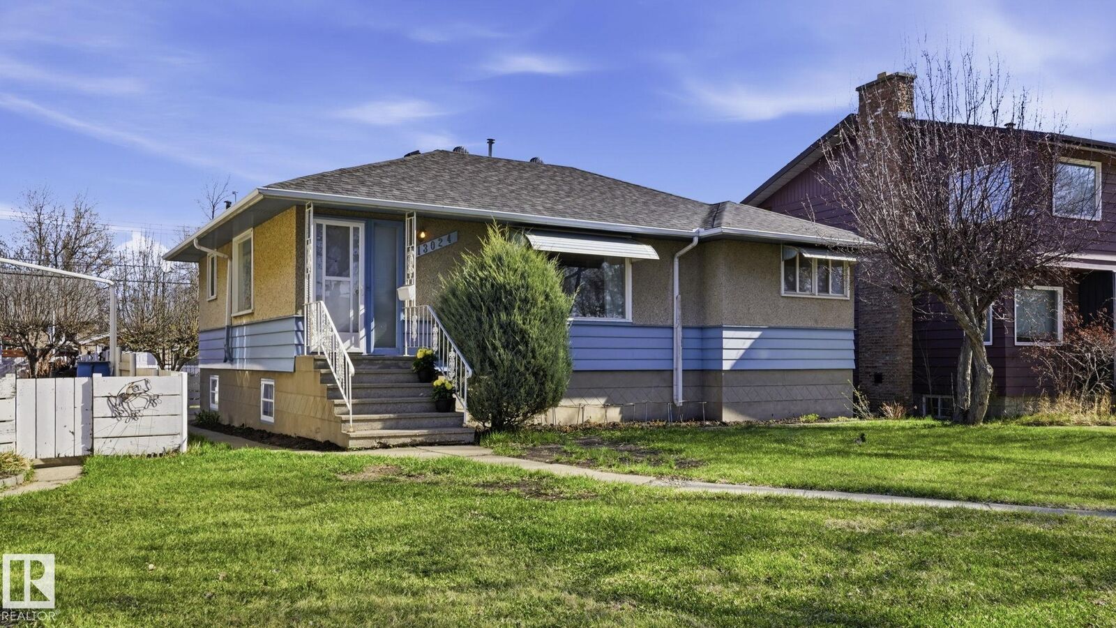 Property Photo:  13024 Sherbrooke Avenue NW  AB T5L 4E8 