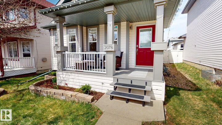 Property Photo:  2078 Tanner Wynd NW  AB T6R 2S4 