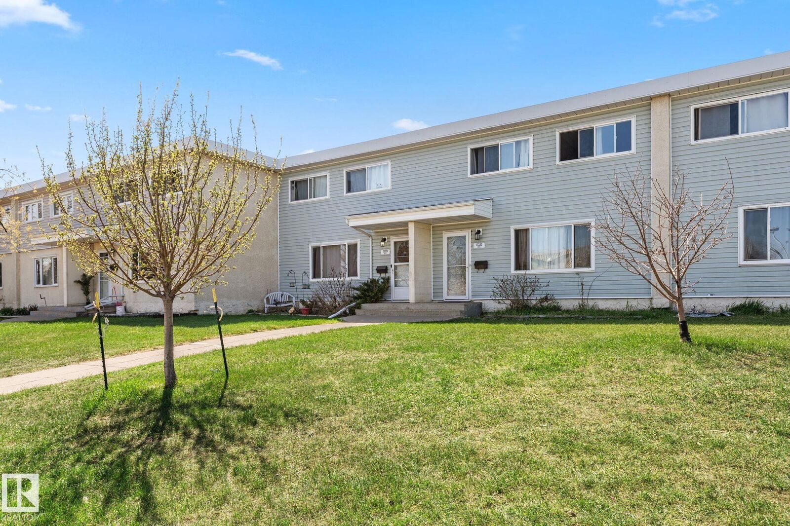 Property Photo:  13330 89 Street NW  AB T5E 3K2 